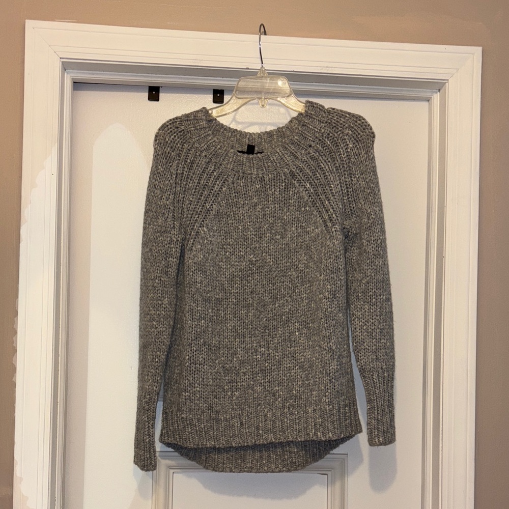 Ann Taylor Knit Sweater - Medium